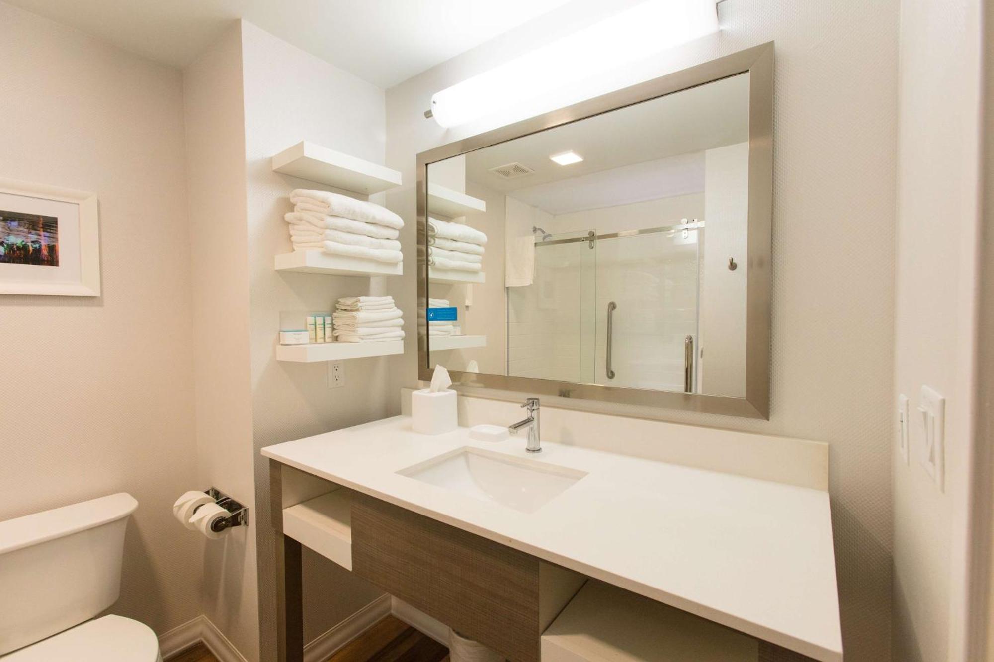 Hampton - Hotel 3*