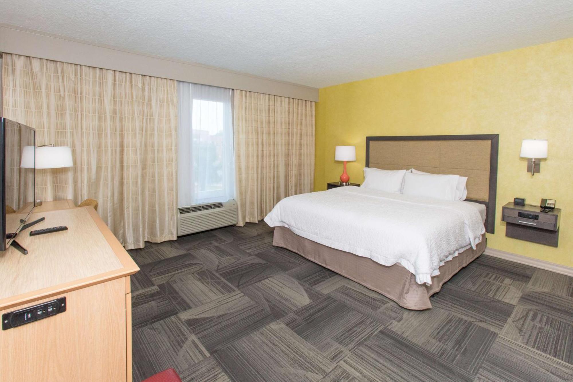Hotel Hampton -